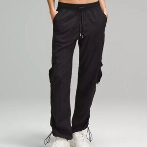 Dance Studio Relaxed-Fit Mid-Rise Cargo Pant